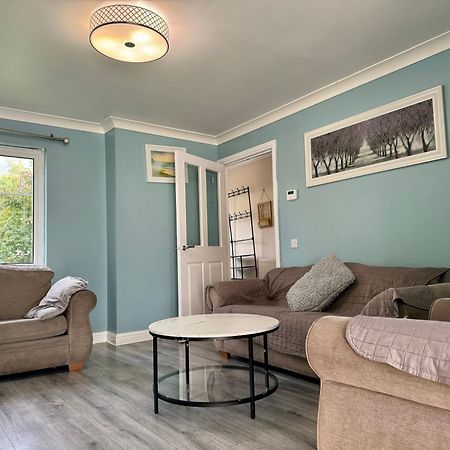 גלאזגו A Beautiful Cottage מראה חיצוני תמונה